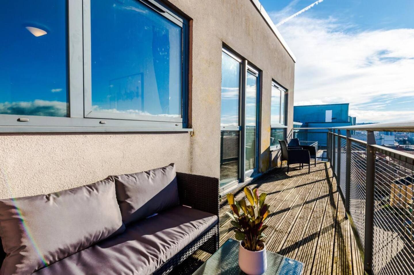 High-Spec Penthouse Central Free Parking Space Sheffield Ngoại thất bức ảnh